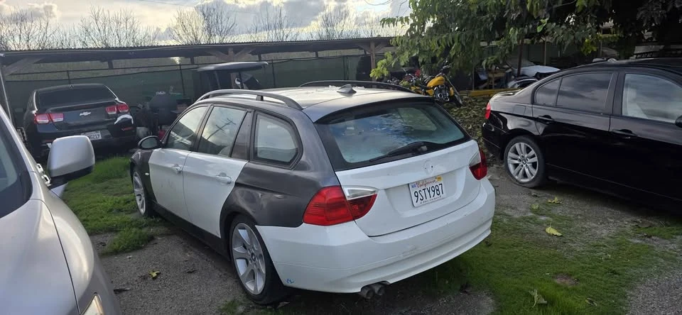 2006 BMW E90 3 Series Sedan - Image 2 of 3