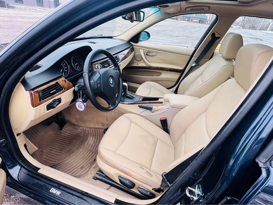 2006 BMW E90 3 Series Sedan - Image 9 of 17