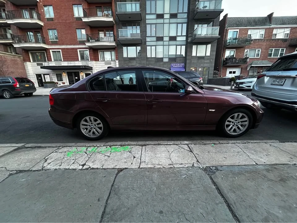 2006 BMW E90 3 Series Sedan - Image 2 of 11