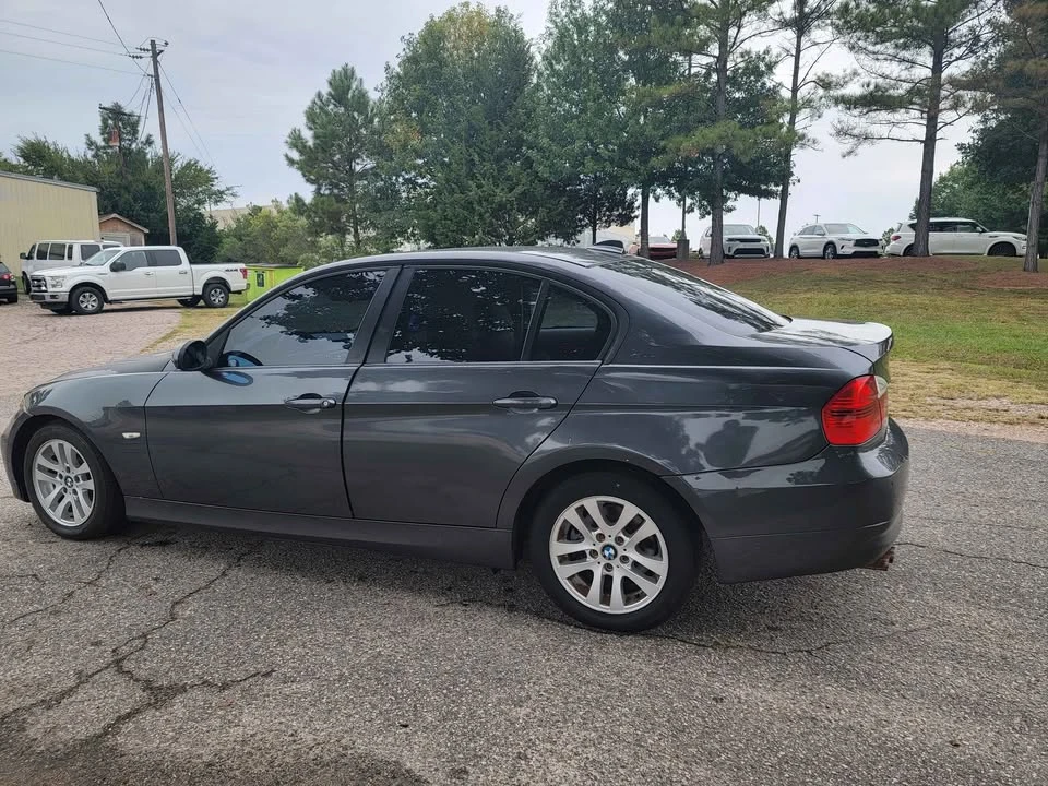 2006 BMW E90 3 Series Sedan - Image 2 of 11