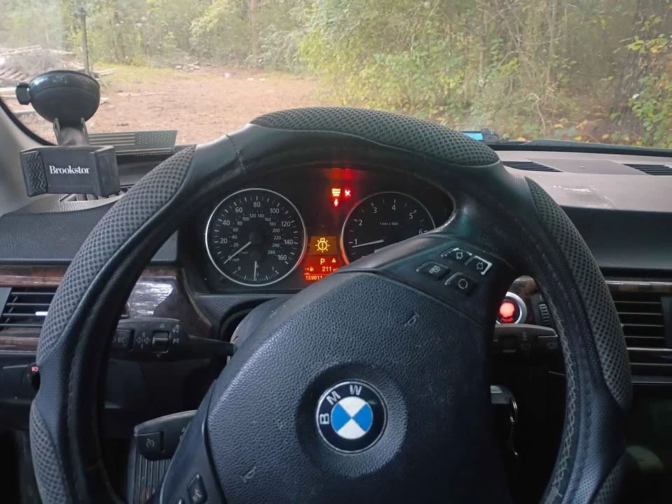 2006 BMW E90 3 Series Sedan - Image 2 of 5