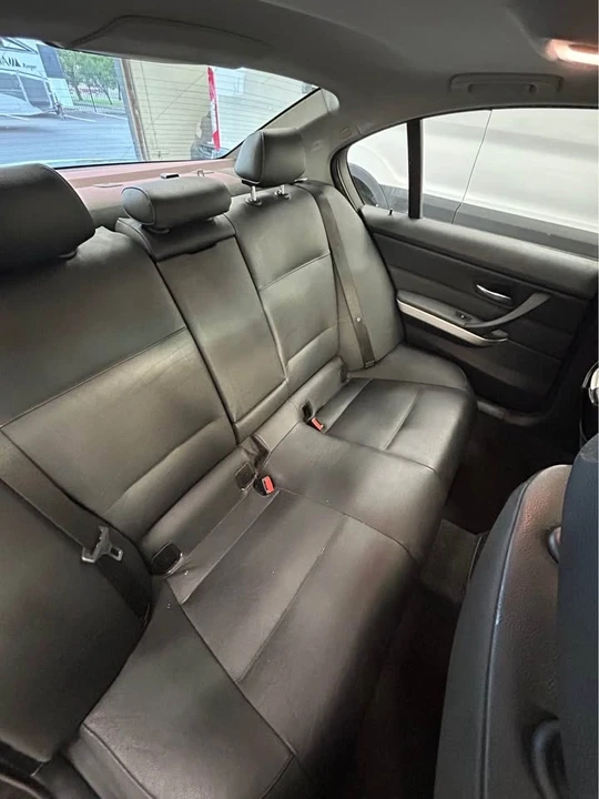 2006 BMW E90 3 Series Sedan - Image 9 of 12