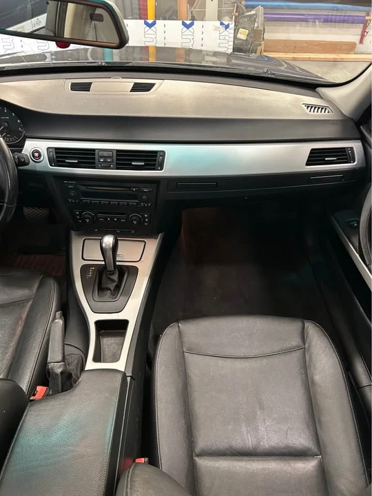 2006 BMW E90 3 Series Sedan - Image 10 of 12