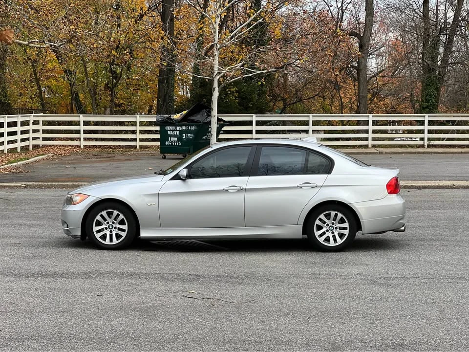 2006 BMW E90 3 Series Sedan - Image 2 of 15