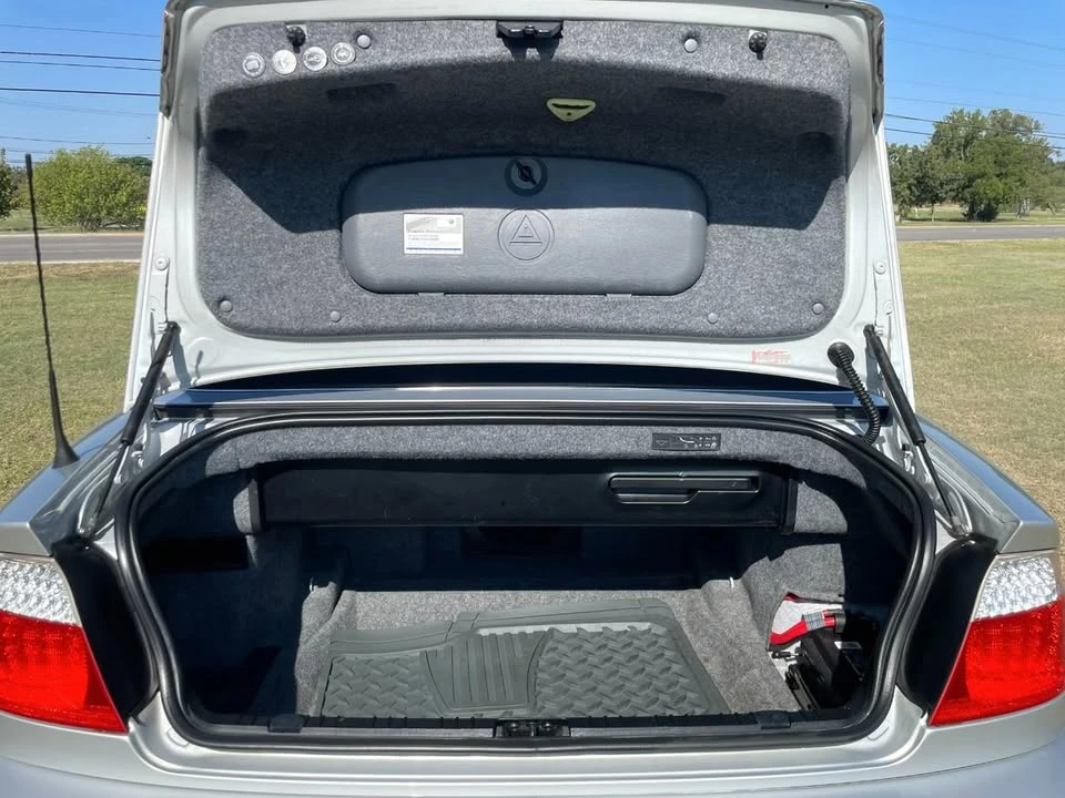 2006 BMW E46 330i & 330Ci - Image 15 of 15