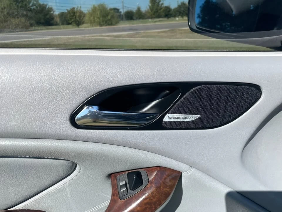 2006 BMW E46 330i & 330Ci - Image 8 of 15