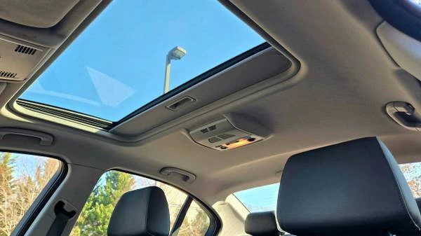 2006 BMW E90 3 Series Sedan - Image 18 of 21