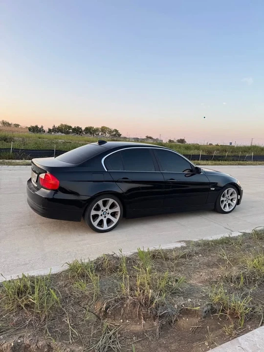 2006 BMW E46 330i & 330Ci - Image 3 of 6