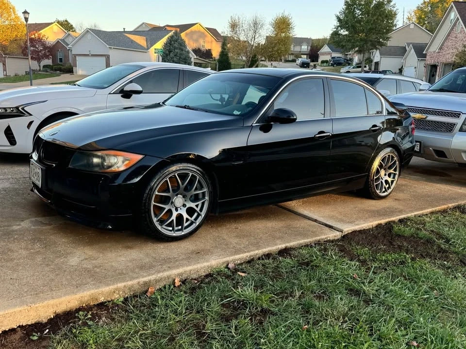 2006 BMW E46 330i & 330Ci - Image 5 of 5