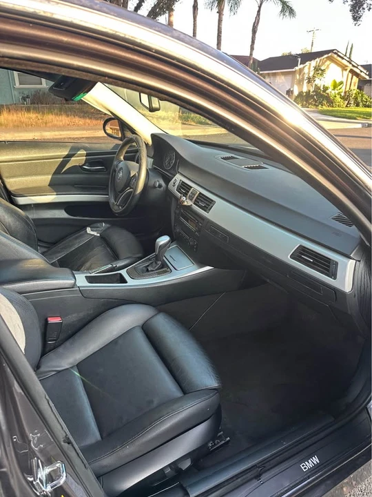2006 BMW E46 330i & 330Ci - Image 8 of 12