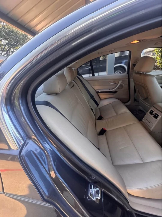 2006 BMW E46 330i & 330Ci - Image 3 of 4