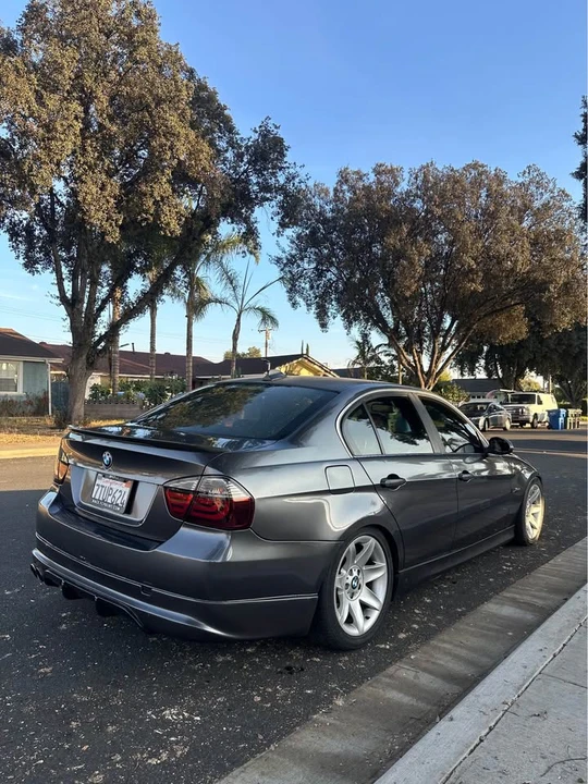 2006 BMW E46 330i & 330Ci - Image 4 of 12