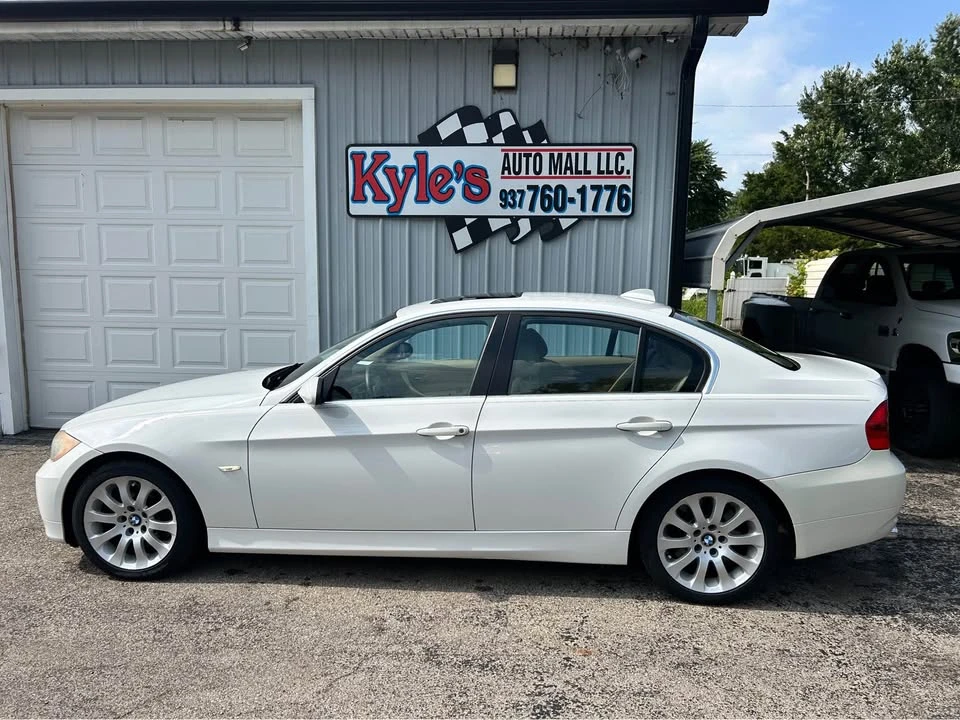 2006 BMW E90 3 Series Sedan - Image 2 of 14