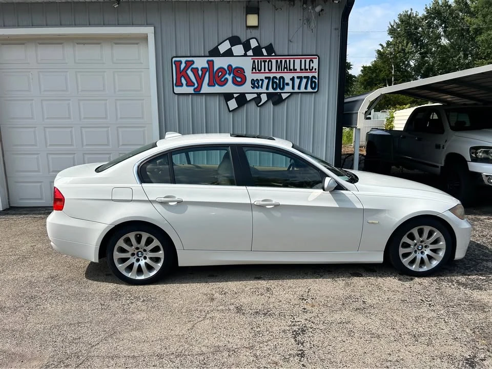 2006 BMW E90 3 Series Sedan - Image 6 of 14