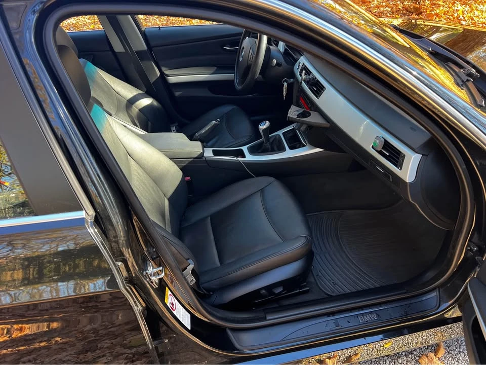 2006 BMW E46 330i & 330Ci - Image 6 of 10