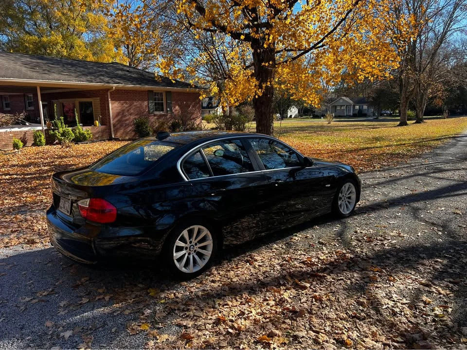 2006 BMW E46 330i & 330Ci - Image 3 of 10