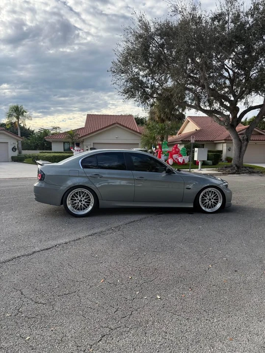 2006 BMW E46 330i & 330Ci - Image 7 of 13