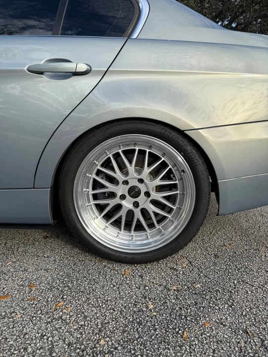 2006 BMW E46 330i & 330Ci - Image 4 of 13