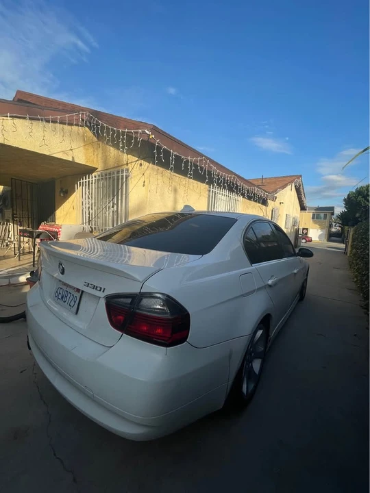 2006 BMW E46 330i & 330Ci - Image 3 of 8