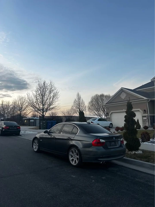 2006 BMW E46 330i & 330Ci - Image 2 of 6