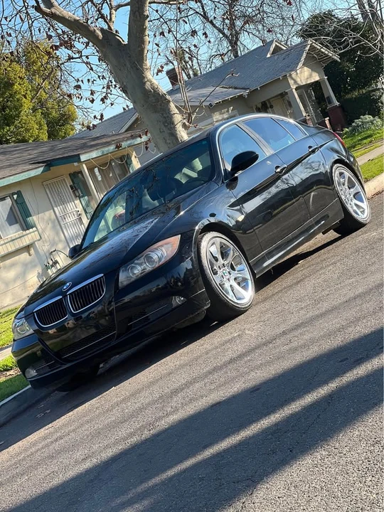 2006 BMW E46 330i & 330Ci - Image 11 of 12