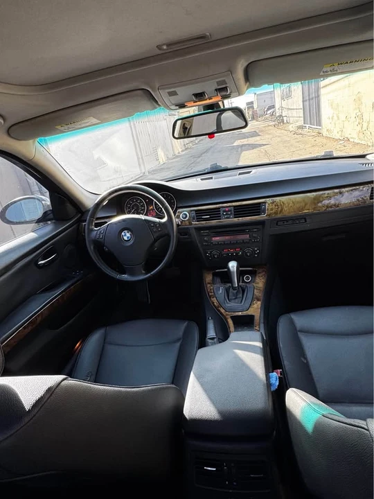2006 BMW E46 330i & 330Ci - Image 15 of 17