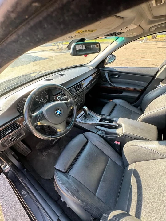 2006 BMW E46 330i & 330Ci - Image 2 of 12