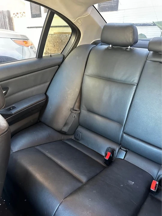 2006 BMW E90 3 Series Sedan - Image 14 of 19