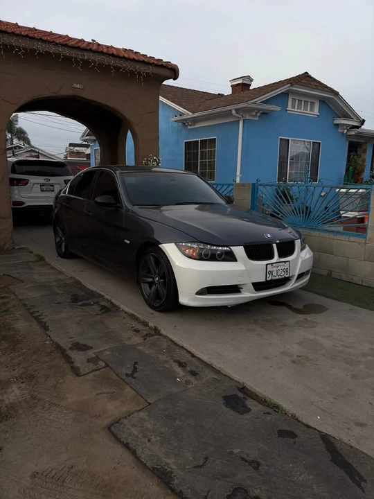 2006 BMW E90 3 Series Sedan - Image 2 of 4