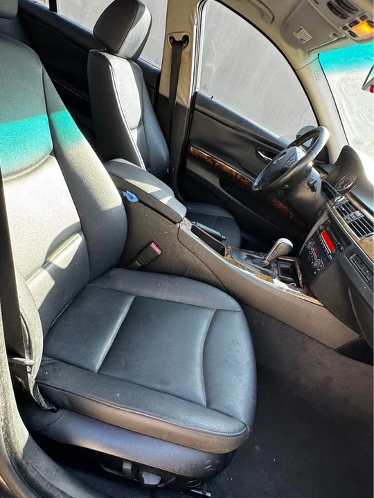 2006 BMW E46 330i & 330Ci - Image 15 of 20