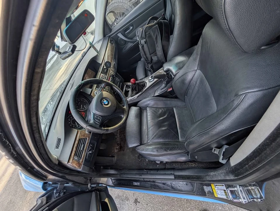 2006 BMW E46 330i & 330Ci - Image 8 of 9