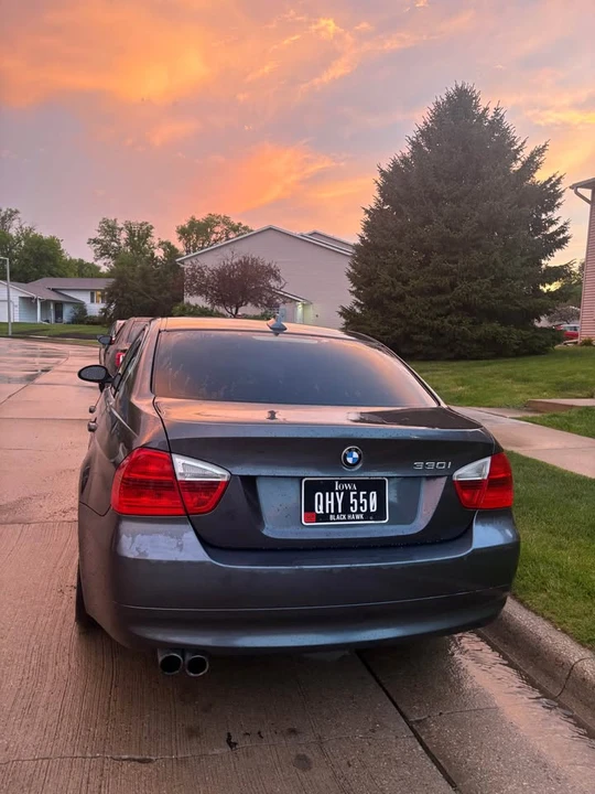2006 BMW E90 3 Series Sedan - Image 2 of 9