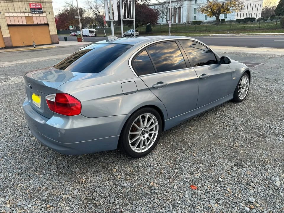 2006 BMW E90 3 Series Sedan - Image 3 of 11