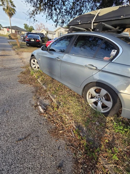 2006 BMW E90 3 Series Sedan - Image 2 of 9