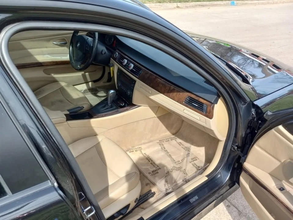 2006 BMW E90 3 Series Sedan - Image 9 of 12