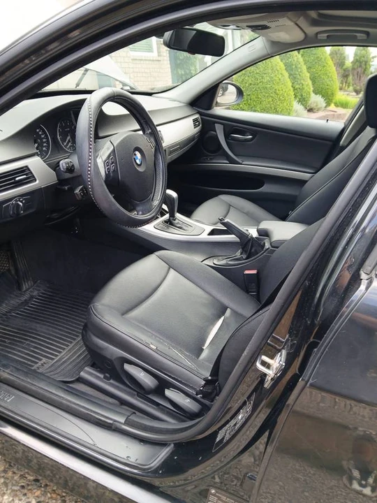 2006 BMW E90 3 Series Sedan - Image 6 of 8