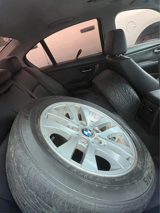 2006 BMW 3 Series - Image 8 of 12