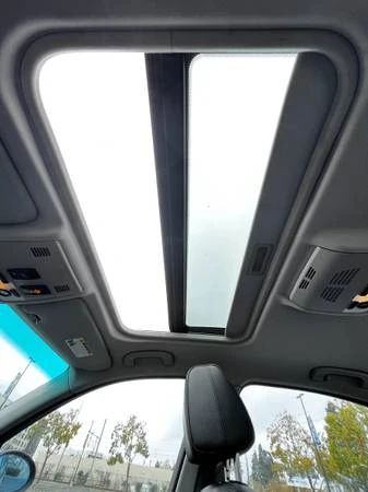 2006 BMW E90 3 Series Sedan - Image 12 of 15