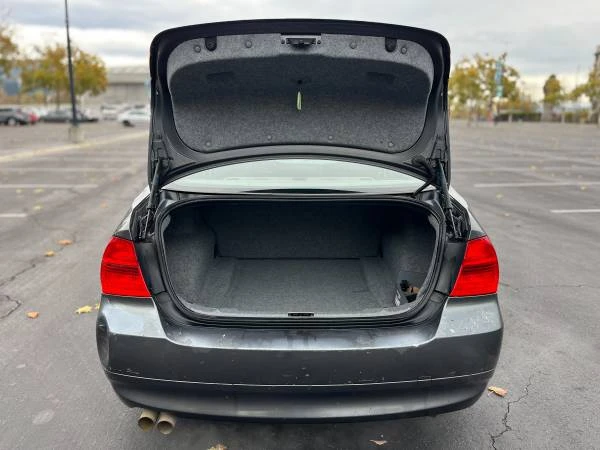 2006 BMW E90 3 Series Sedan - Image 6 of 15