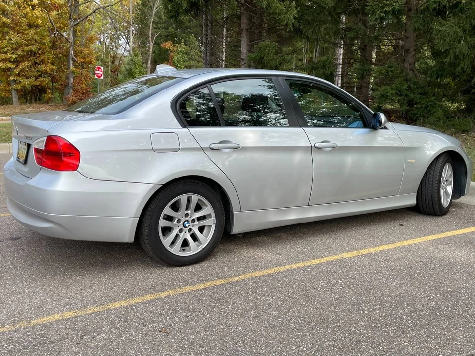 2006 BMW E90 3 Series Sedan - Image 5 of 10