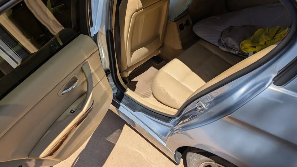2006 BMW E90 3 Series Sedan - Image 9 of 13