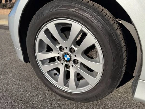 2006 BMW E90 3 Series Sedan - Image 14 of 21