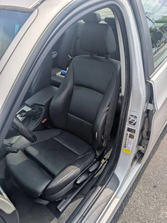 2006 BMW E90 3 Series Sedan - Image 12 of 17