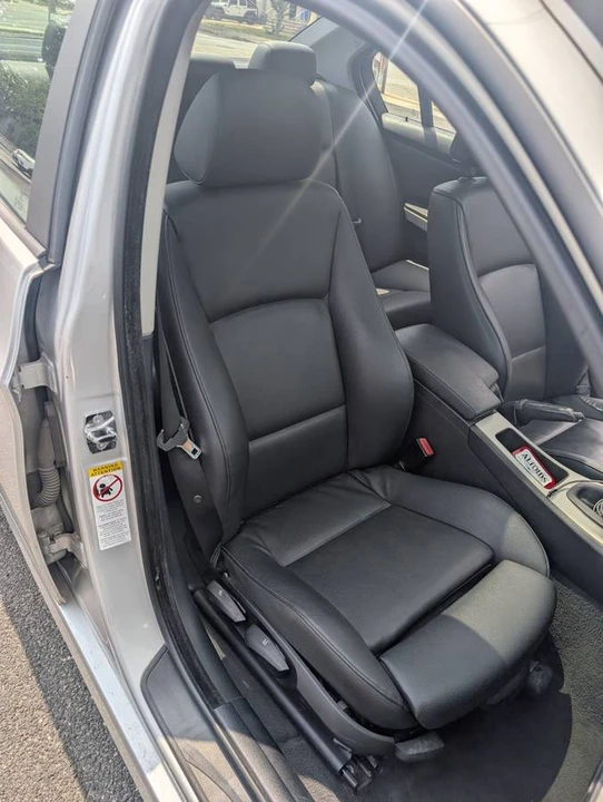 2006 BMW E90 3 Series Sedan - Image 11 of 17