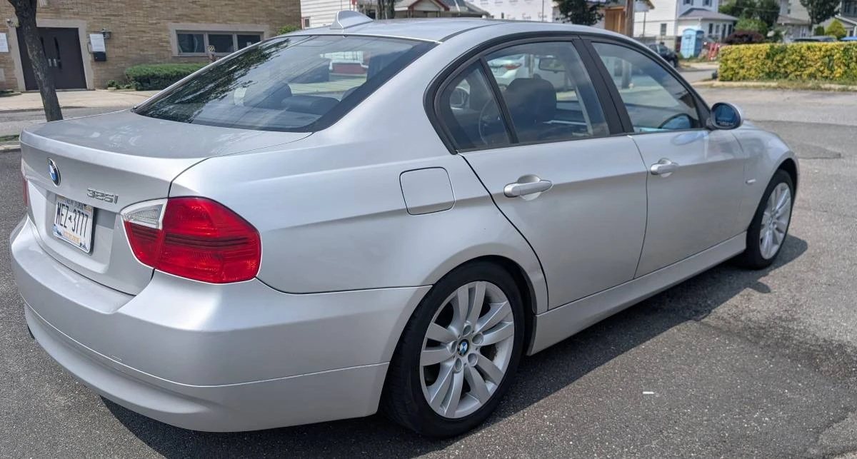 2006 BMW E90 3 Series Sedan - Image 3 of 17
