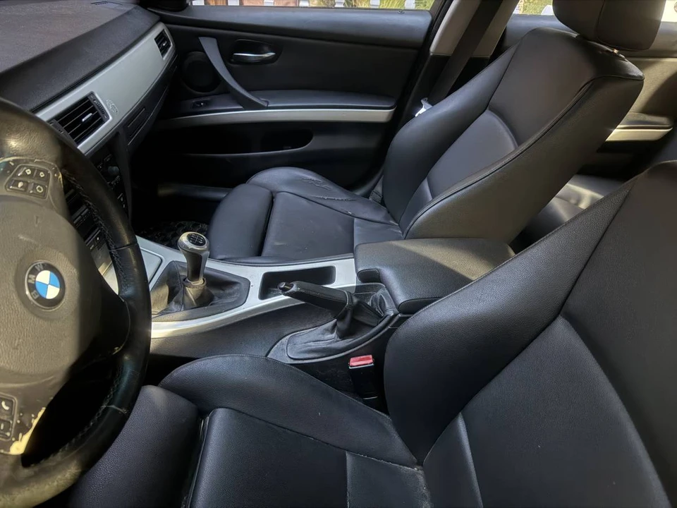 2006 BMW E90 3 Series Sedan - Image 2 of 4