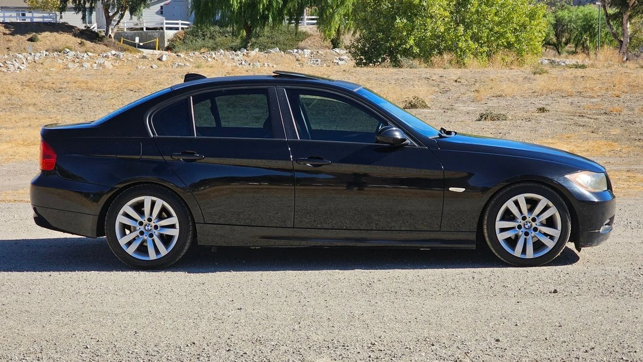 2006 BMW E90 3 Series Sedan - Image 9 of 12