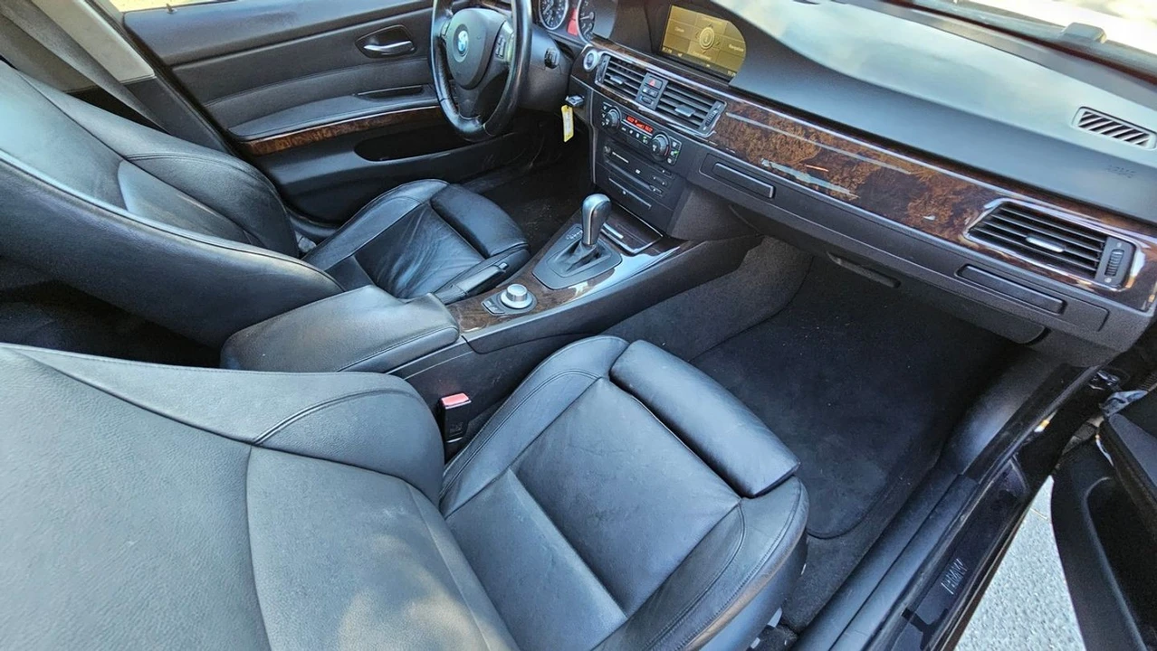 2006 BMW E90 3 Series Sedan - Image 12 of 21