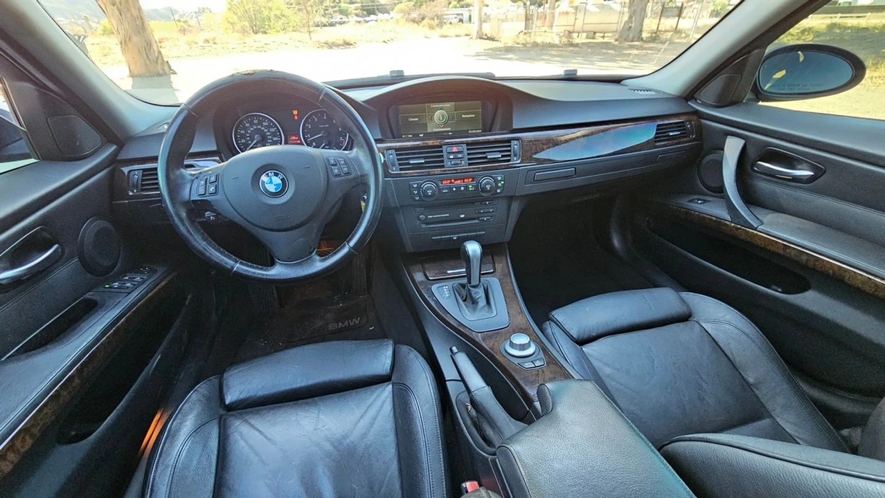 2006 BMW E90 3 Series Sedan - Image 10 of 12