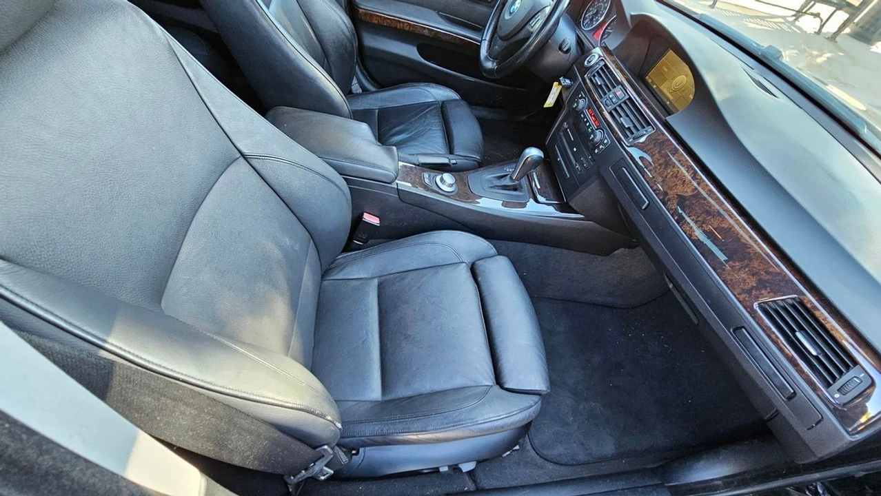 2006 BMW E90 3 Series Sedan - Image 15 of 21